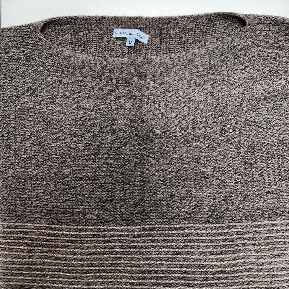 Crosstree Lane one size poncho sweater - Picture 5 of 7